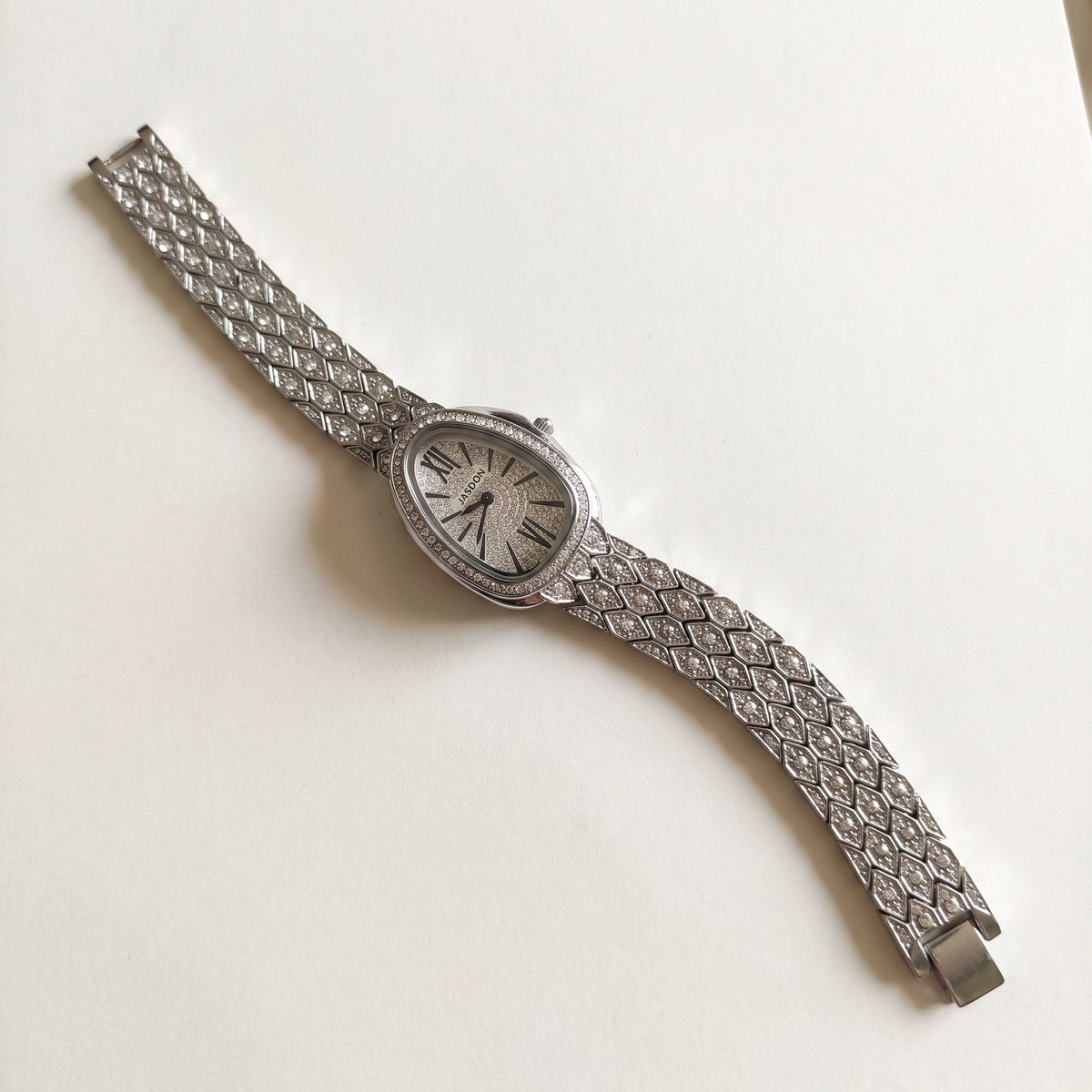 Empress Watch Silver laid flat, full bracelet and clasp