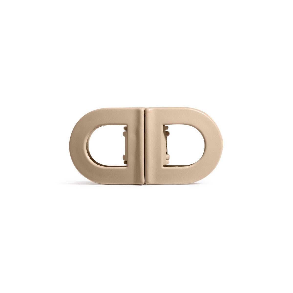 Sandstone taupe clips snapped together into one oval clip